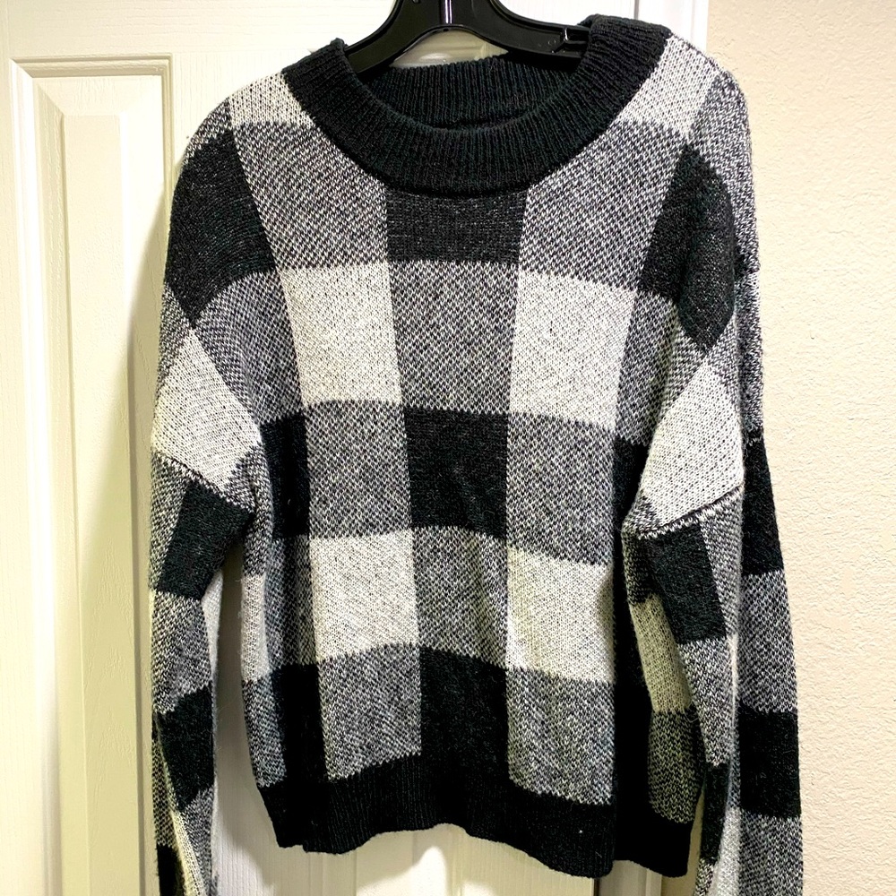 Black and White Buffalo Plaid Sweater